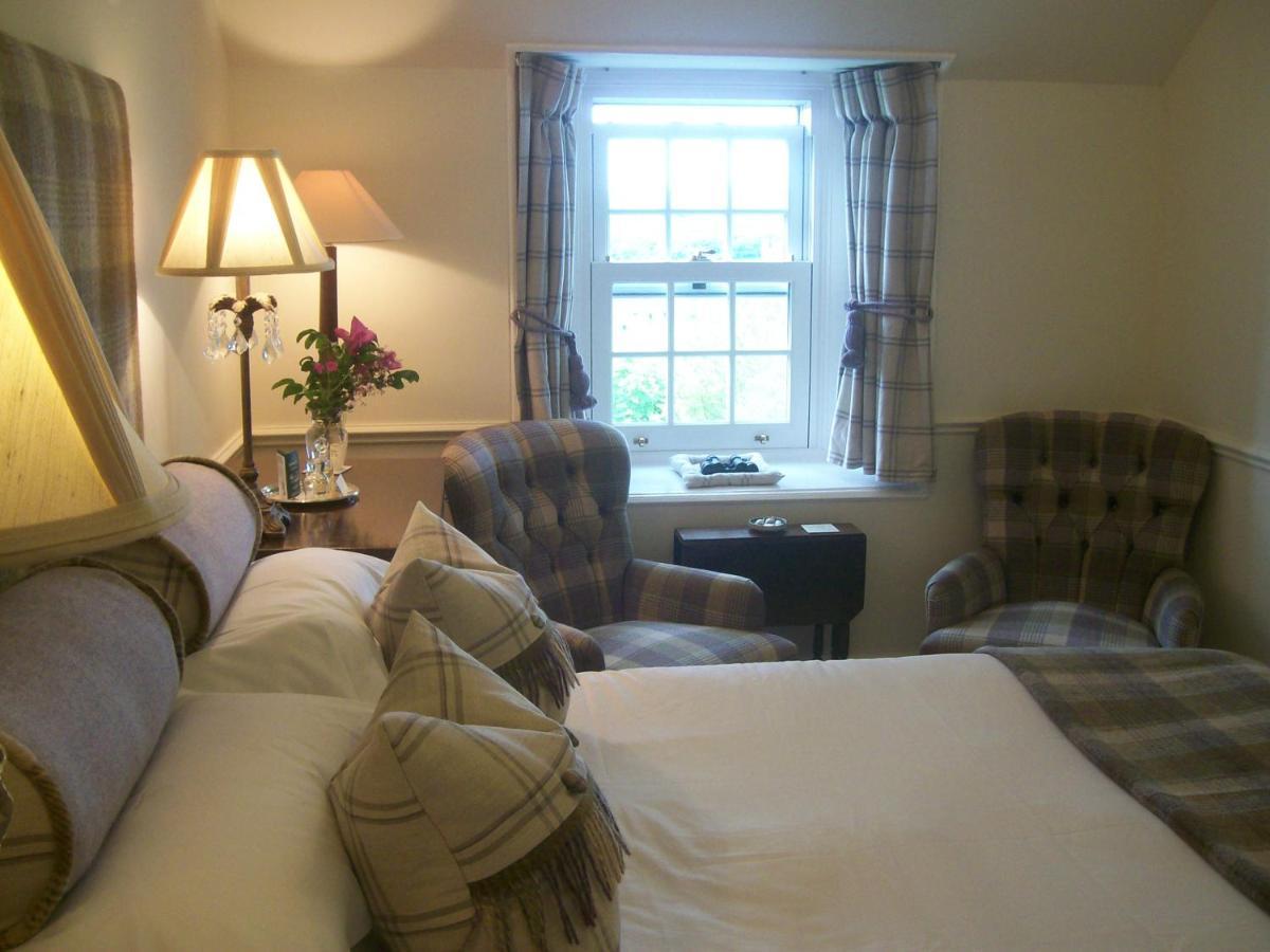 Kilmeny Hotel Ballygrant Exterior photo