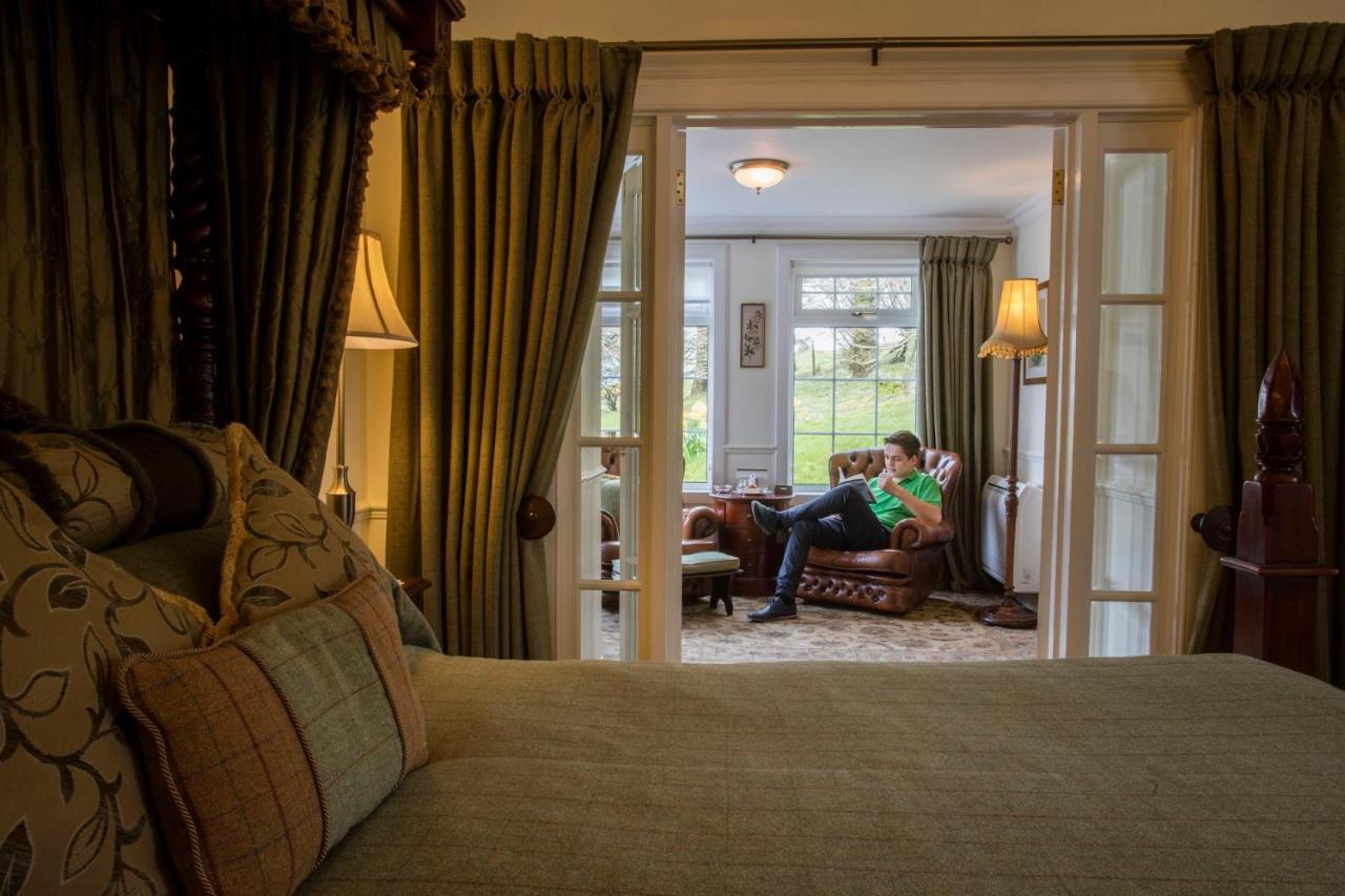 Kilmeny Hotel Ballygrant Exterior photo